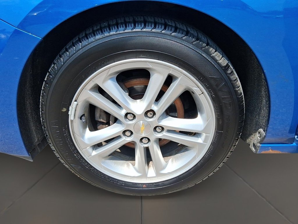 2016 Chevrolet Cruze LT - 6AT in Stratford, Ontario - 7 - w1024h768px