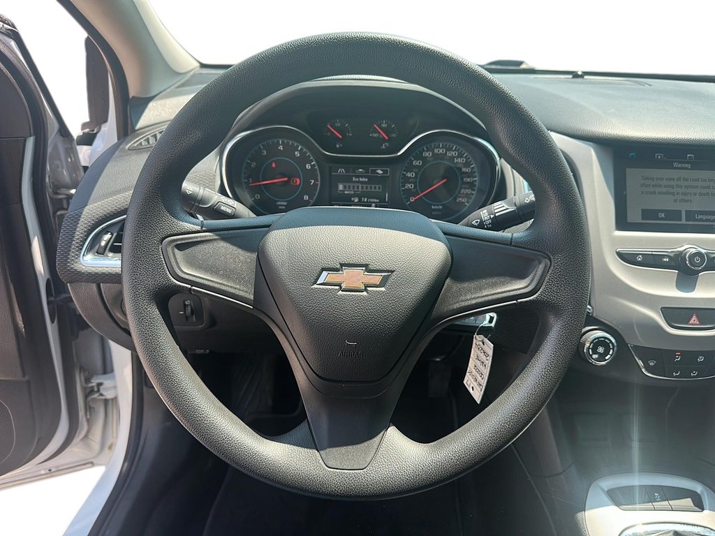 2017 Chevrolet Cruze LT - 6MT in Stratford, Ontario - 11 - w1024h768px