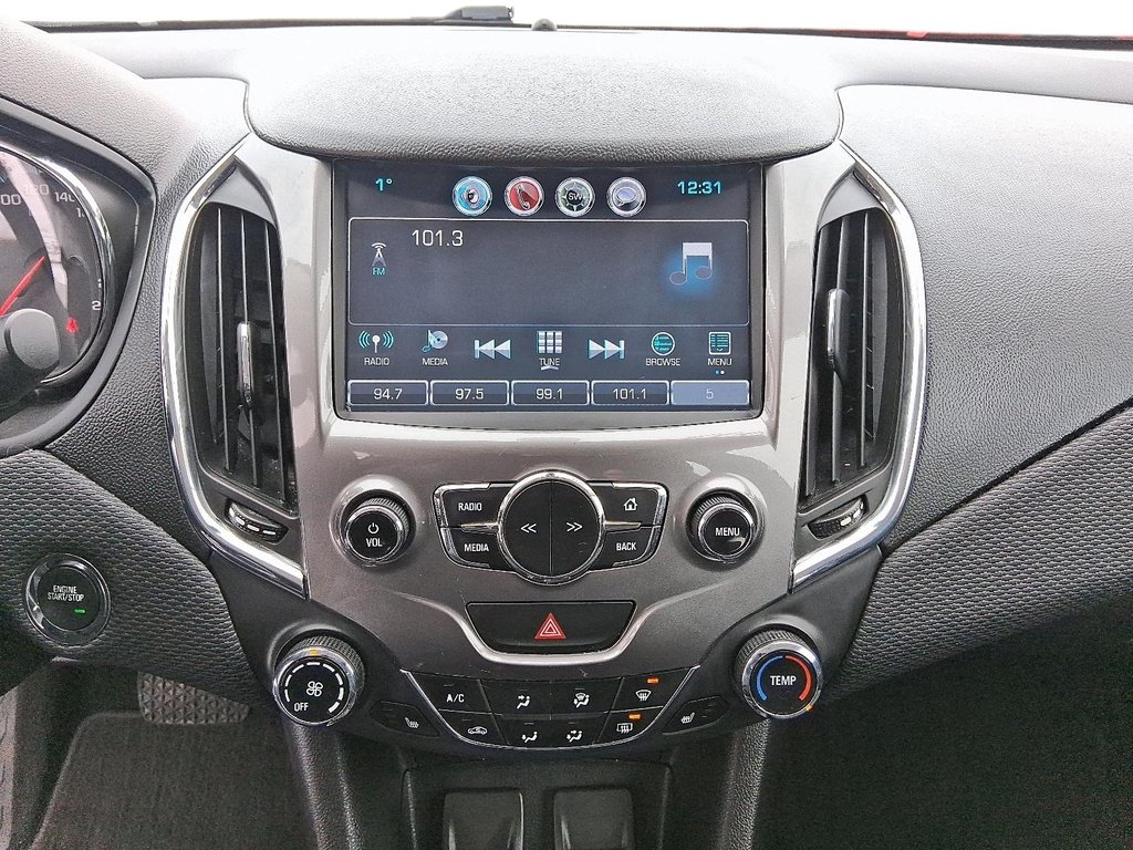 2017 Chevrolet Cruze LT - 6AT in Stratford, Ontario - 15 - w1024h768px