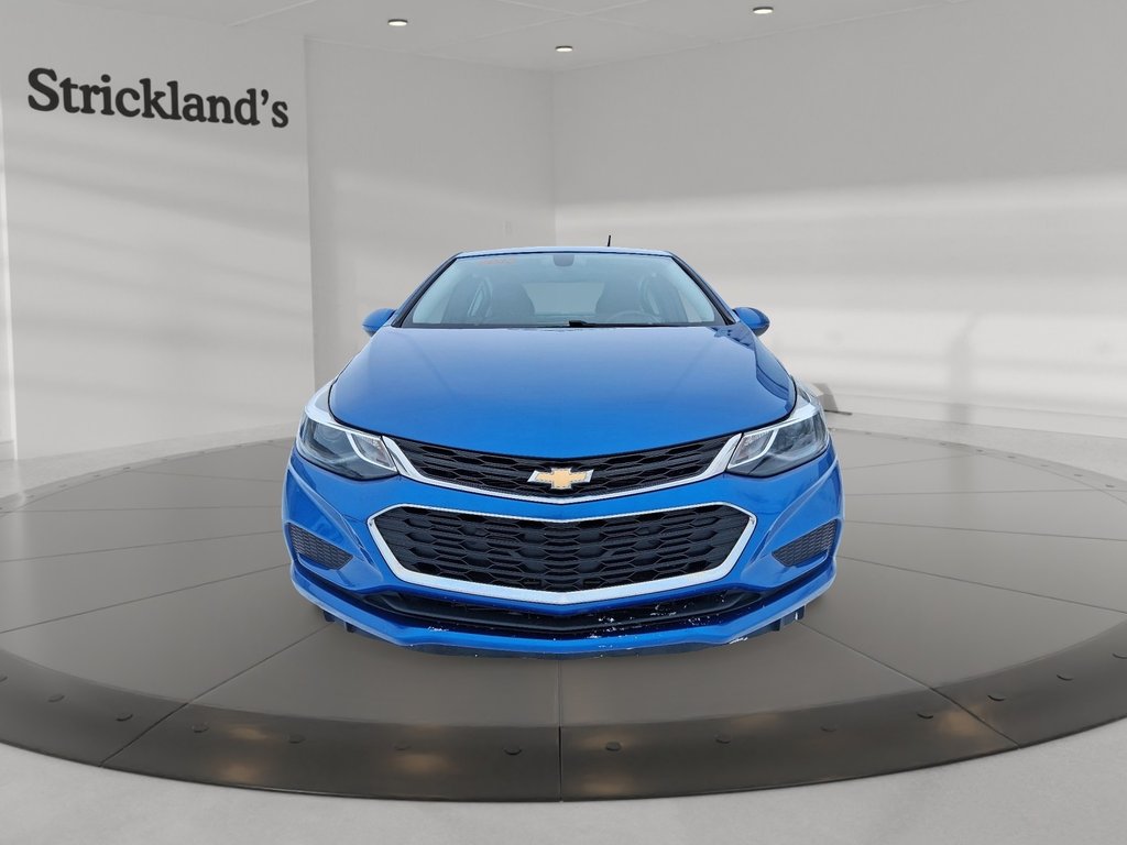 2017 Chevrolet Cruze LT - 6AT in Stratford, Ontario - 2 - w1024h768px