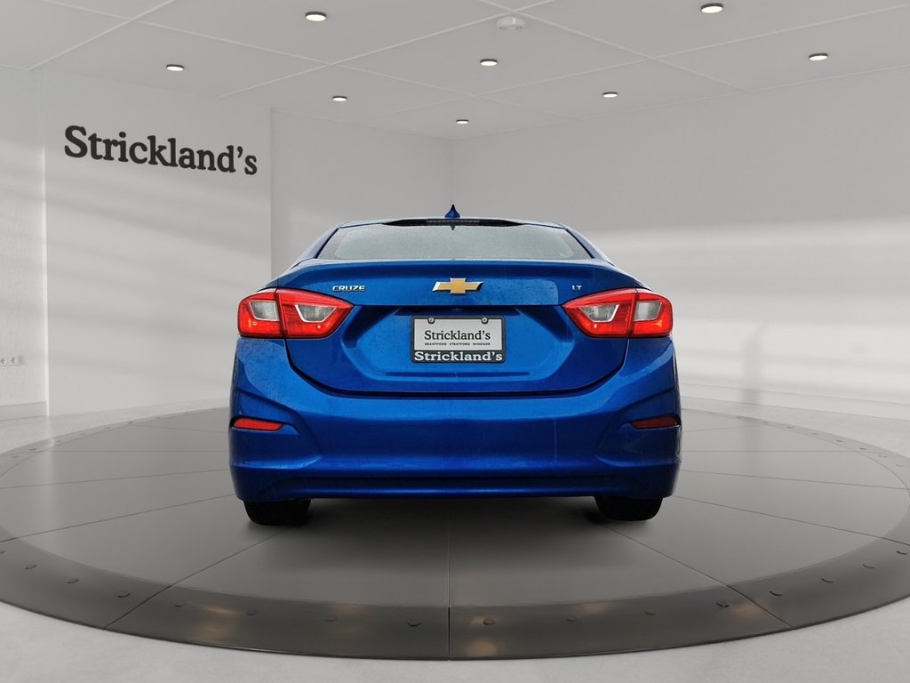 2017 Chevrolet Cruze LT - 6AT in Stratford, Ontario - 3 - w1024h768px