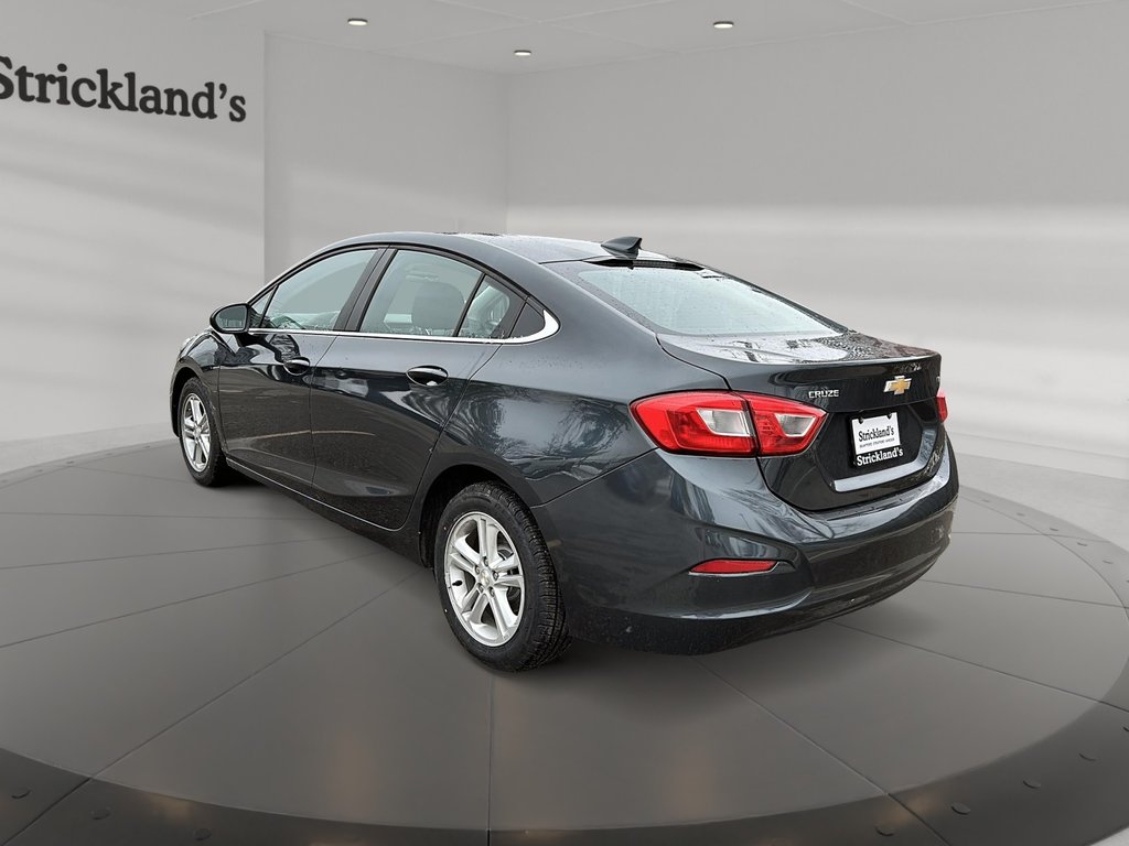 2018  Cruze LT - 6AT in Stratford, Ontario - 4 - w1024h768px