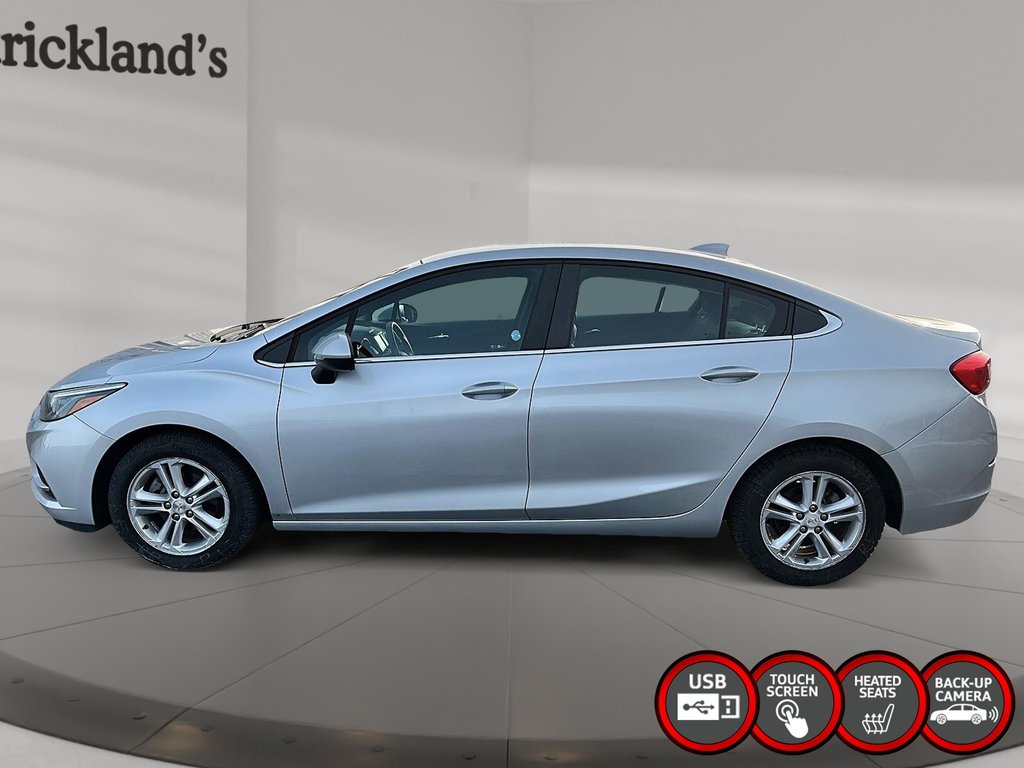 2018 Chevrolet Cruze LT - 6AT in Stratford, Ontario - 5 - w1024h768px