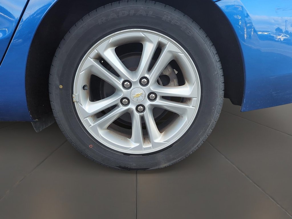 2018 Chevrolet Cruze LT - 6AT in Stratford, Ontario - 7 - w1024h768px