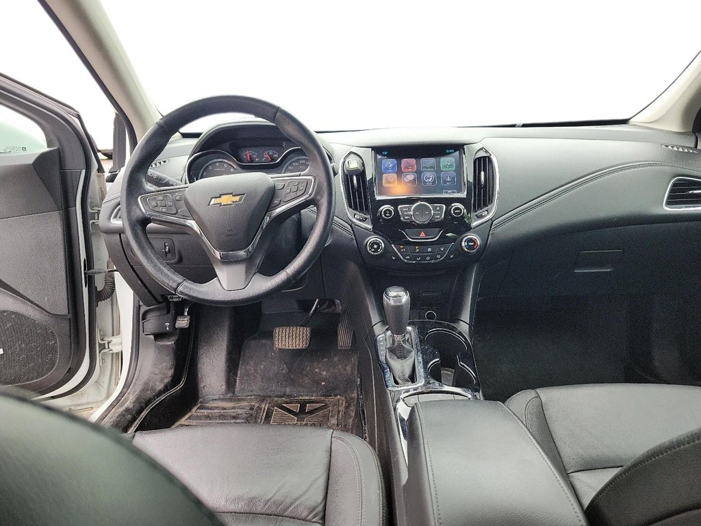 2018 Chevrolet Cruze LT - 6AT Diesel in Stratford, Ontario - 8 - w1024h768px