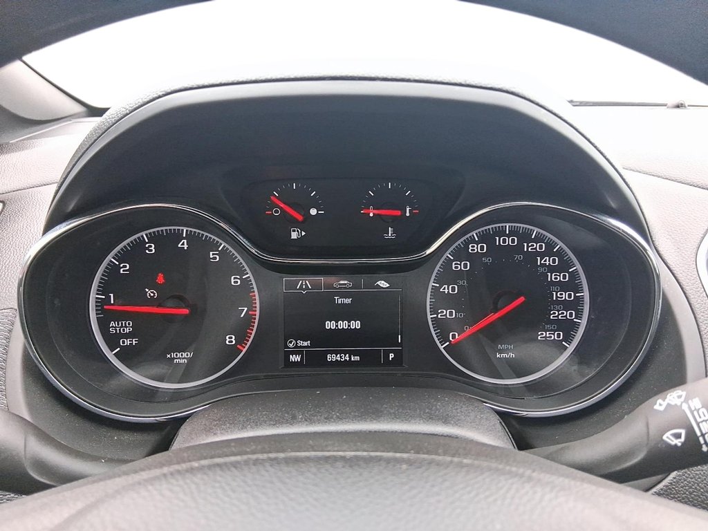 2019 Chevrolet Cruze Hatchback LT - 6AT in Stratford, Ontario - 15 - w1024h768px