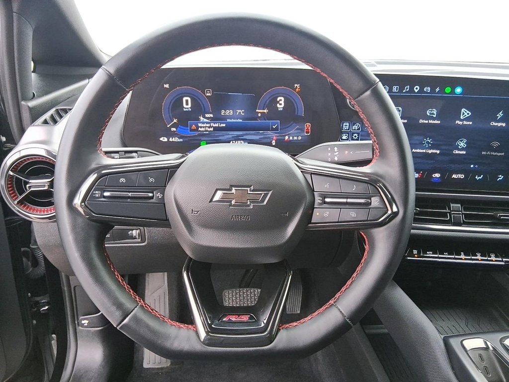 2024 Chevrolet Equinox EV 4dr RS w/2RS in Stratford, Ontario - 12 - w1024h768px