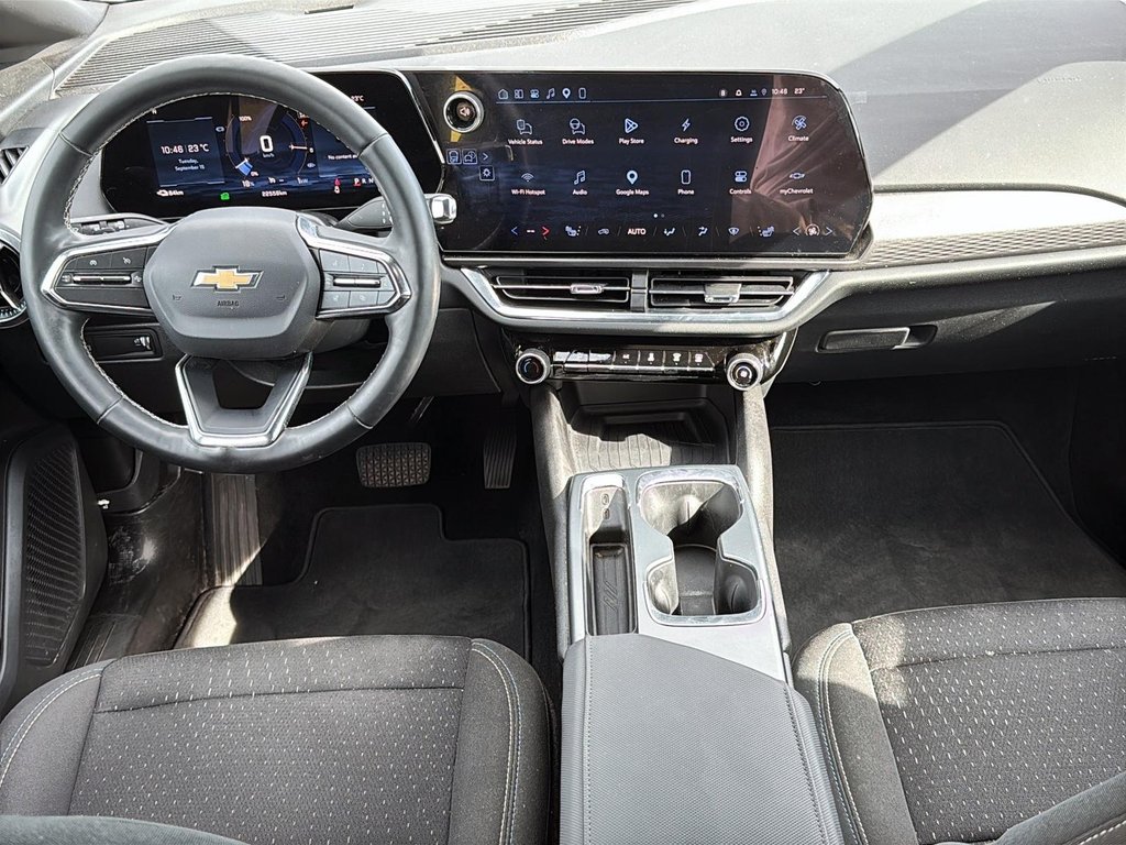 2025 Chevrolet Equinox EV 4dr LT in Stratford, Ontario - 9 - w1024h768px
