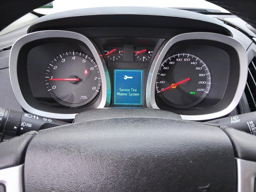 2014 Chevrolet Equinox LT AWD in Stratford, Ontario - 14 - w1024h768px