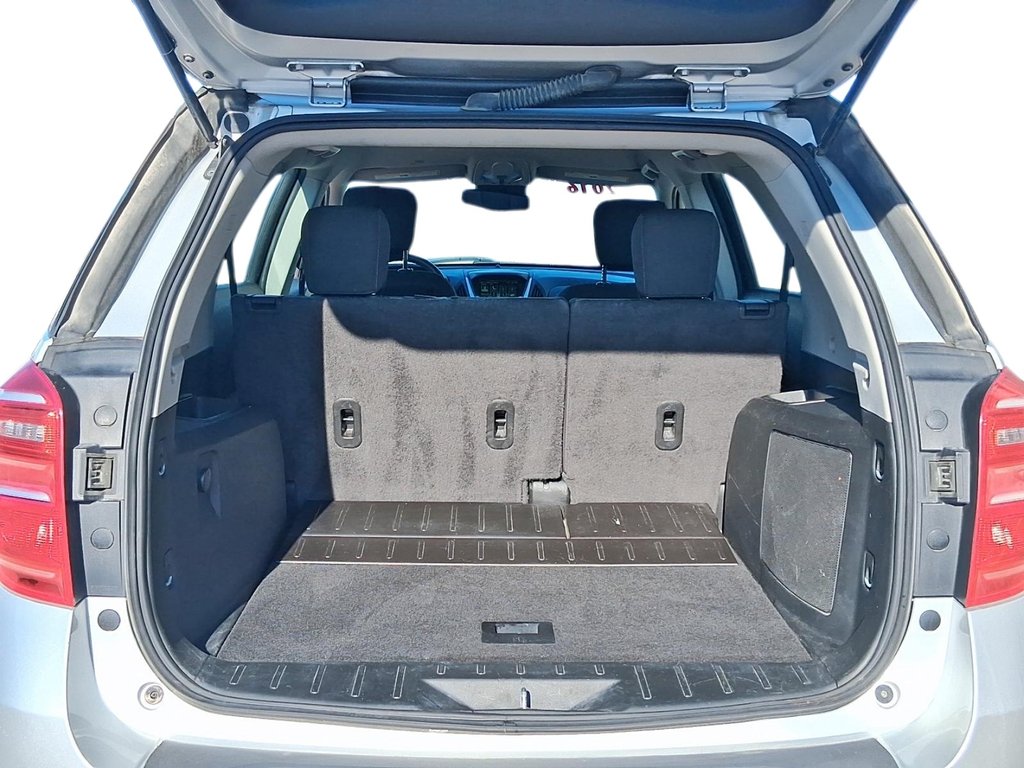2016 Chevrolet Equinox AWD LS in Stratford, Ontario - 6 - w1024h768px