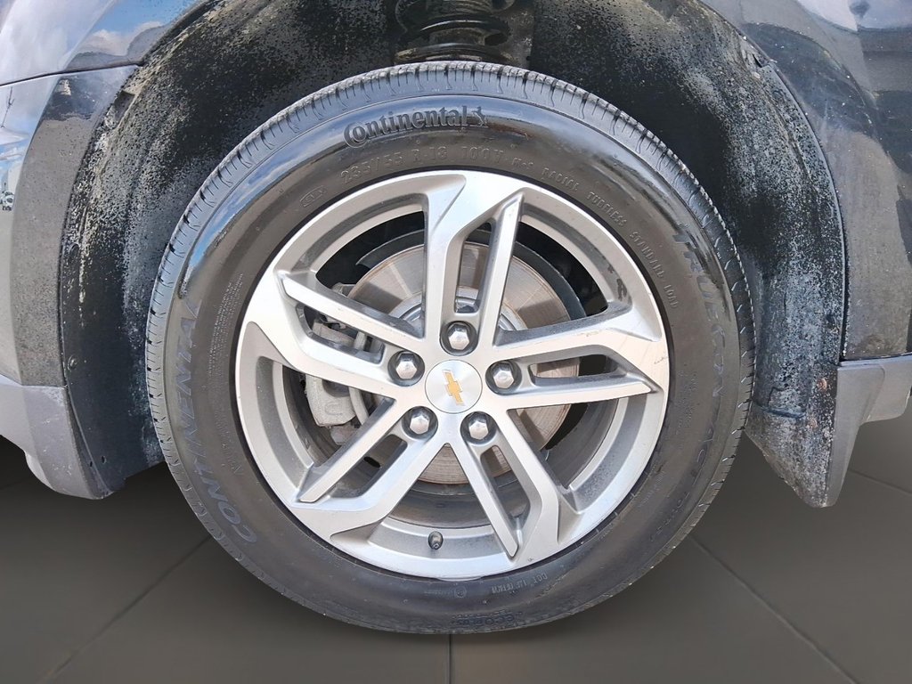 2017 Chevrolet Equinox AWD Premier in Stratford, Ontario - 7 - w1024h768px