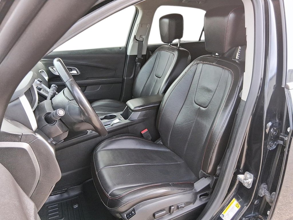 2017 Chevrolet Equinox AWD Premier in Stratford, Ontario - 8 - w1024h768px