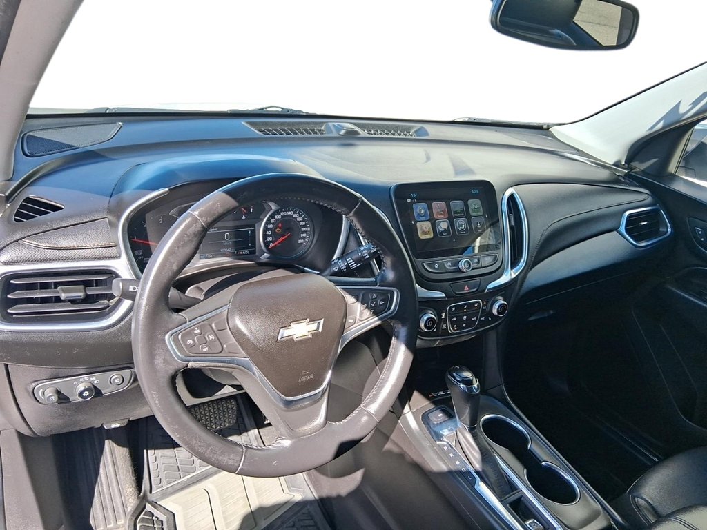 2018 Chevrolet Equinox AWD Premier in Stratford, Ontario - 10 - w1024h768px