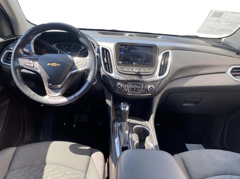 2019  Equinox AWD LT 2.0T in Stratford, Ontario - 8 - w1024h768px