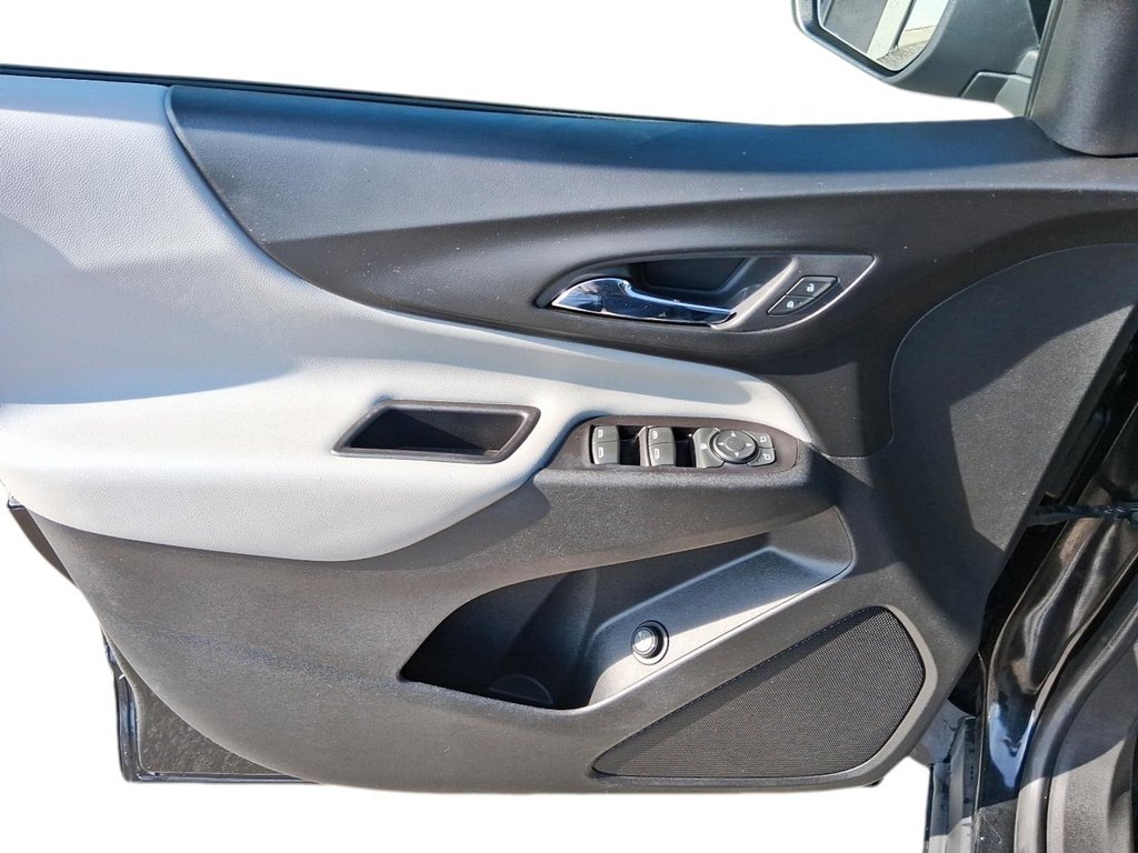 2019 Chevrolet Equinox FWD LT (1lt) in Stratford, Ontario - 11 - w1024h768px