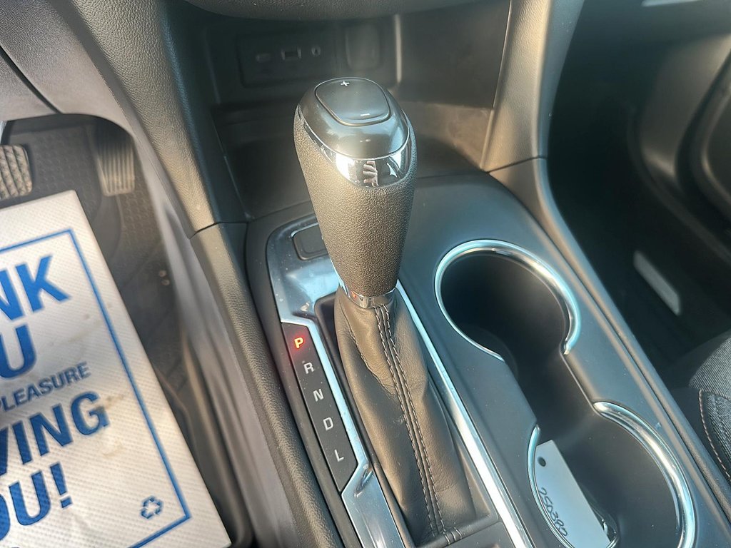 2021 Chevrolet Equinox AWD LT 1.5t in Stratford, Ontario - 14 - w1024h768px