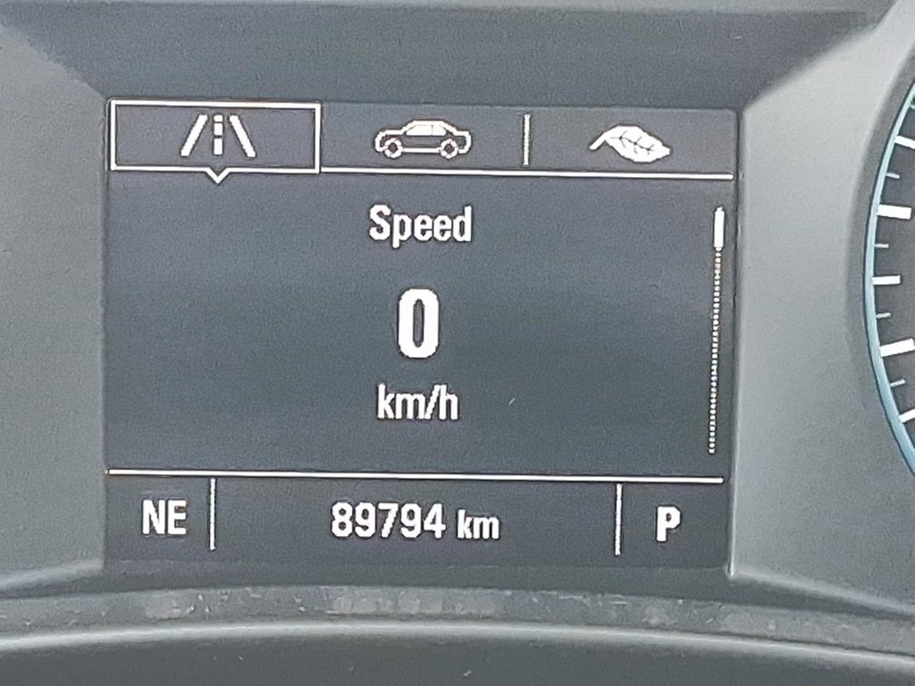 2021 Chevrolet Equinox FWD LS 1.5t in Stratford, Ontario - 13 - w1024h768px