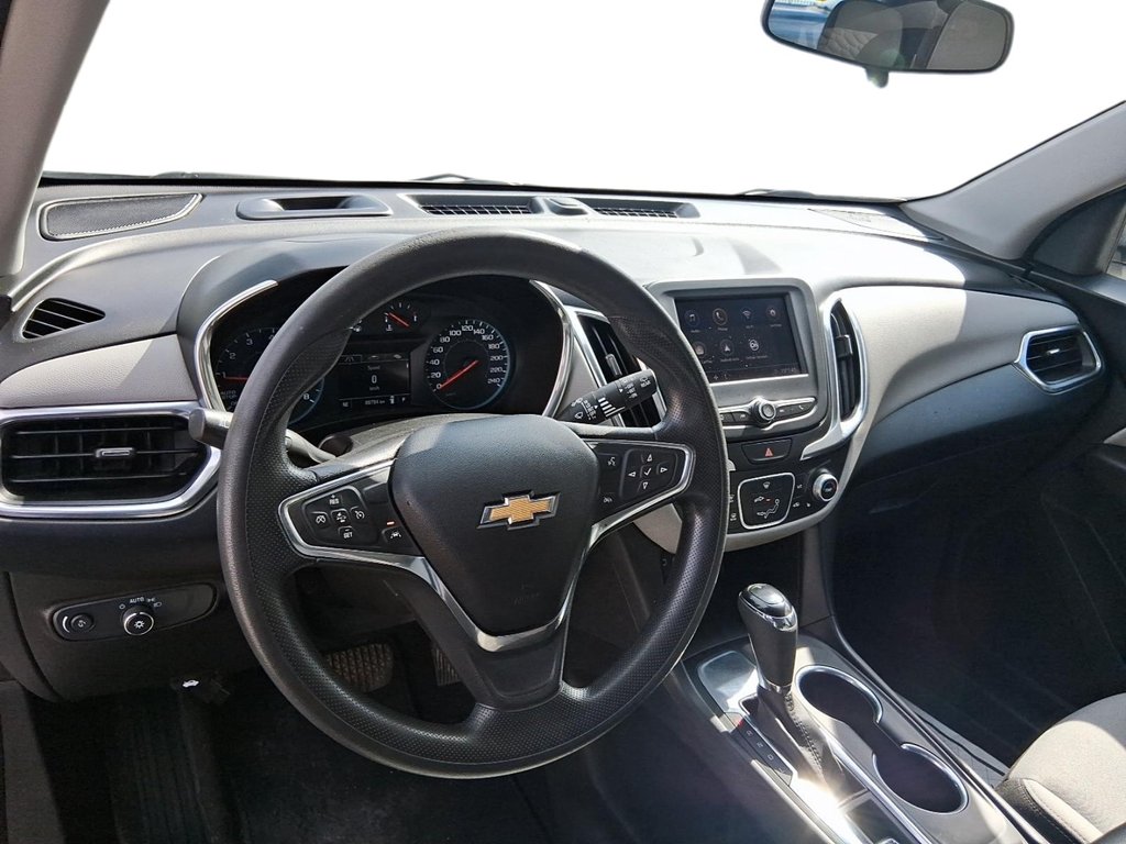 2021 Chevrolet Equinox FWD LS 1.5t in Stratford, Ontario - 10 - w1024h768px