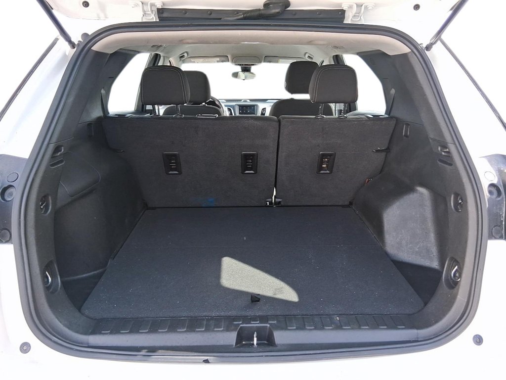 2021 Chevrolet Equinox FWD LS 1.5t in Stratford, Ontario - 6 - w1024h768px