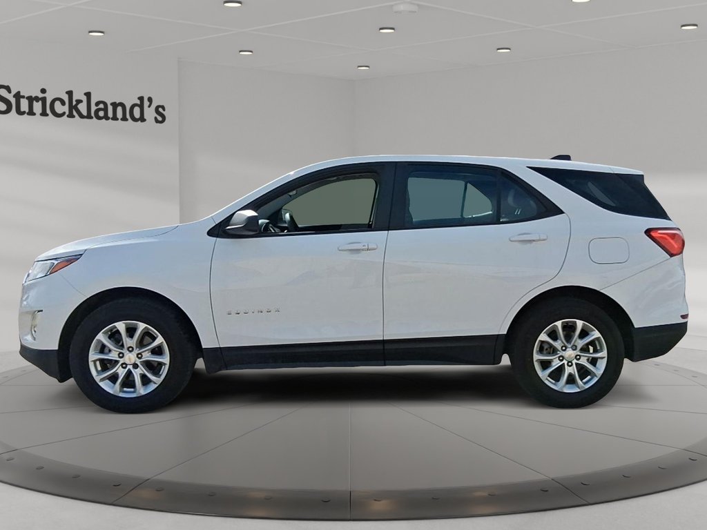 2021 Chevrolet Equinox FWD LS 1.5t in Stratford, Ontario - 5 - w1024h768px