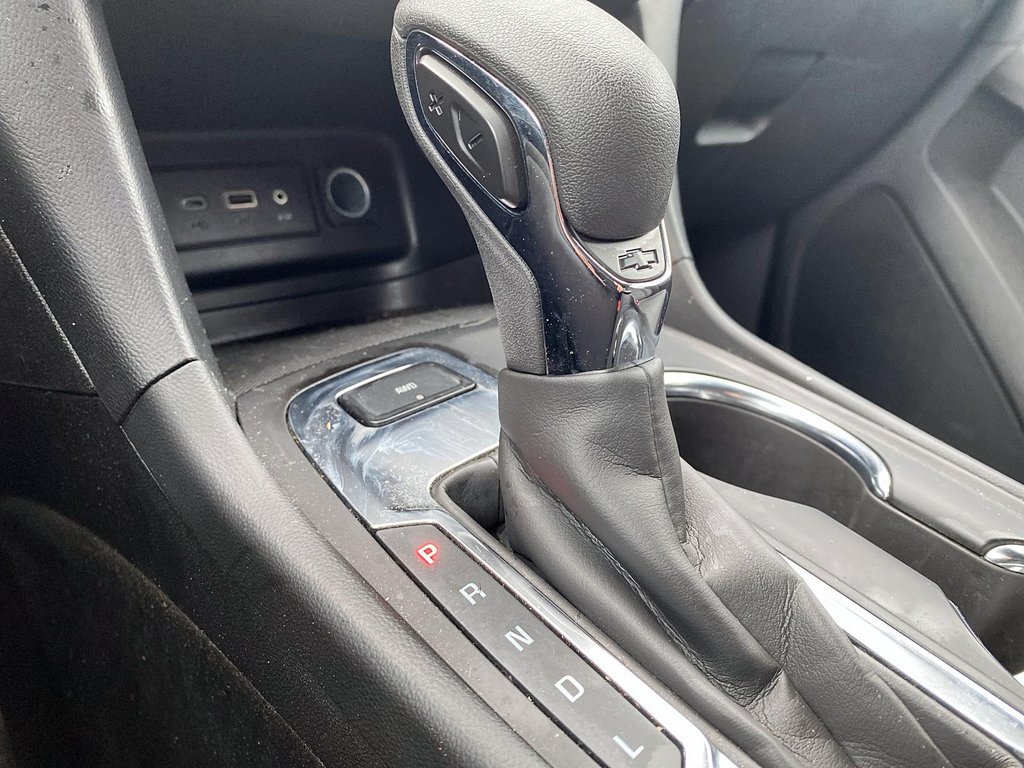 2022  Equinox AWD LT 1.5t in Stratford, Ontario - 15 - w1024h768px