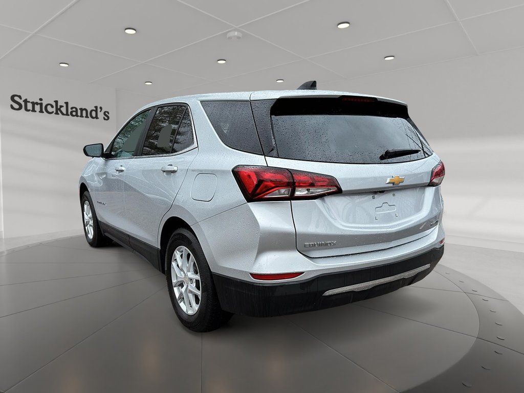 2022 Chevrolet Equinox AWD LT 1.5t in Stratford, Ontario - 4 - w1024h768px