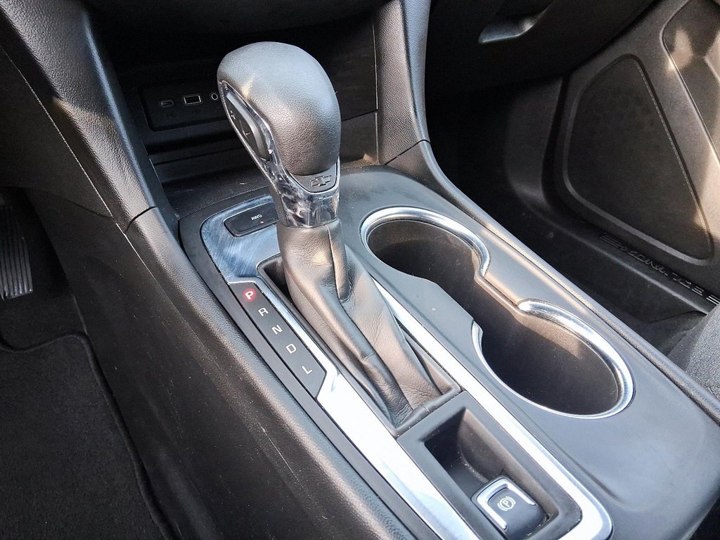 2022 Chevrolet Equinox AWD LT 1.5t in Stratford, Ontario - 16 - w1024h768px