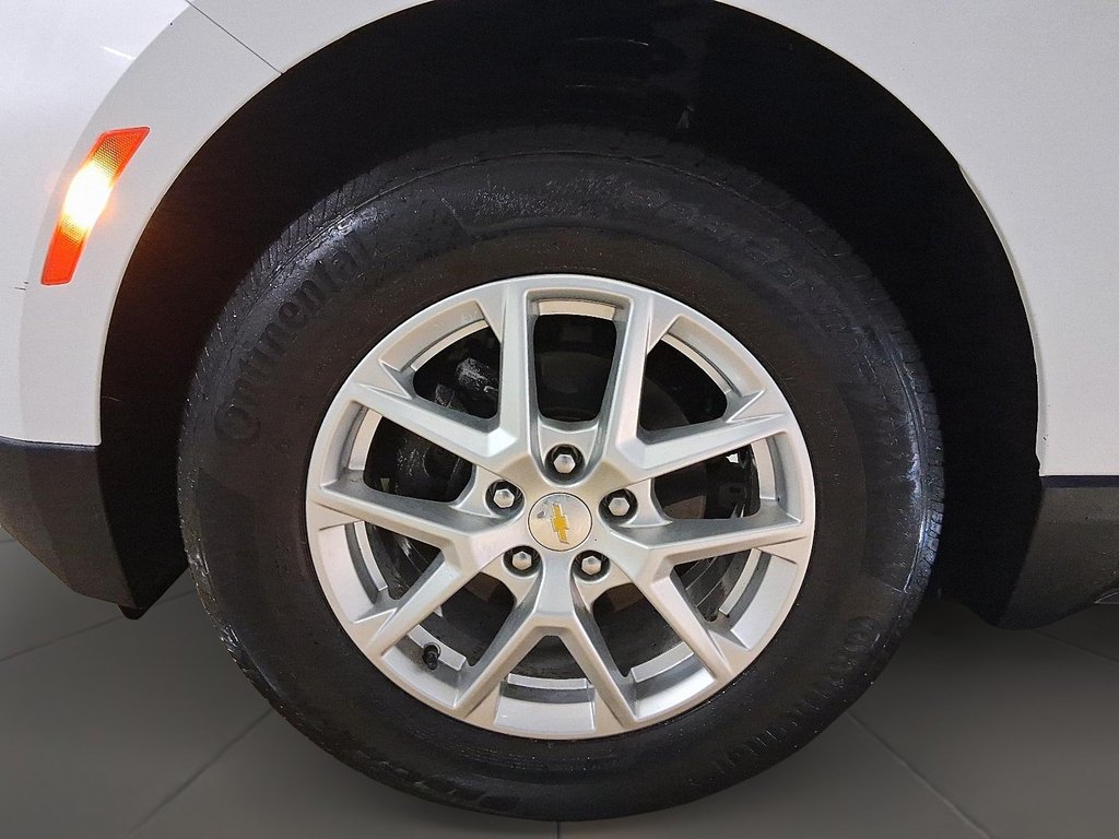 2022 Chevrolet Equinox AWD LT 1.5t in Stratford, Ontario - 7 - w1024h768px