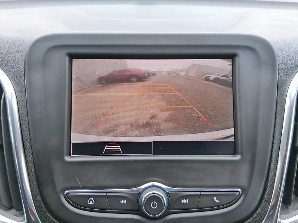 2022 Chevrolet Equinox FWD LT 1.5t in Stratford, Ontario - 17 - w1024h768px