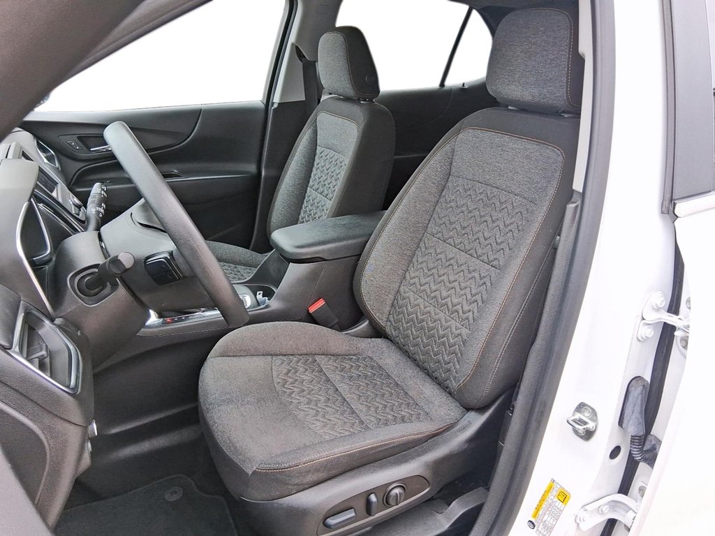 2022 Chevrolet Equinox FWD LT 1.5t in Stratford, Ontario - 8 - w1024h768px