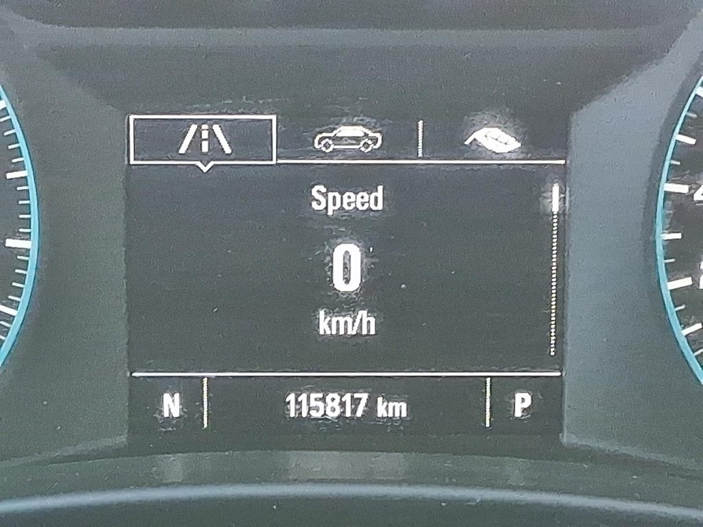 2022 Chevrolet Equinox AWD LS 1.5t in Stratford, Ontario - 13 - w1024h768px