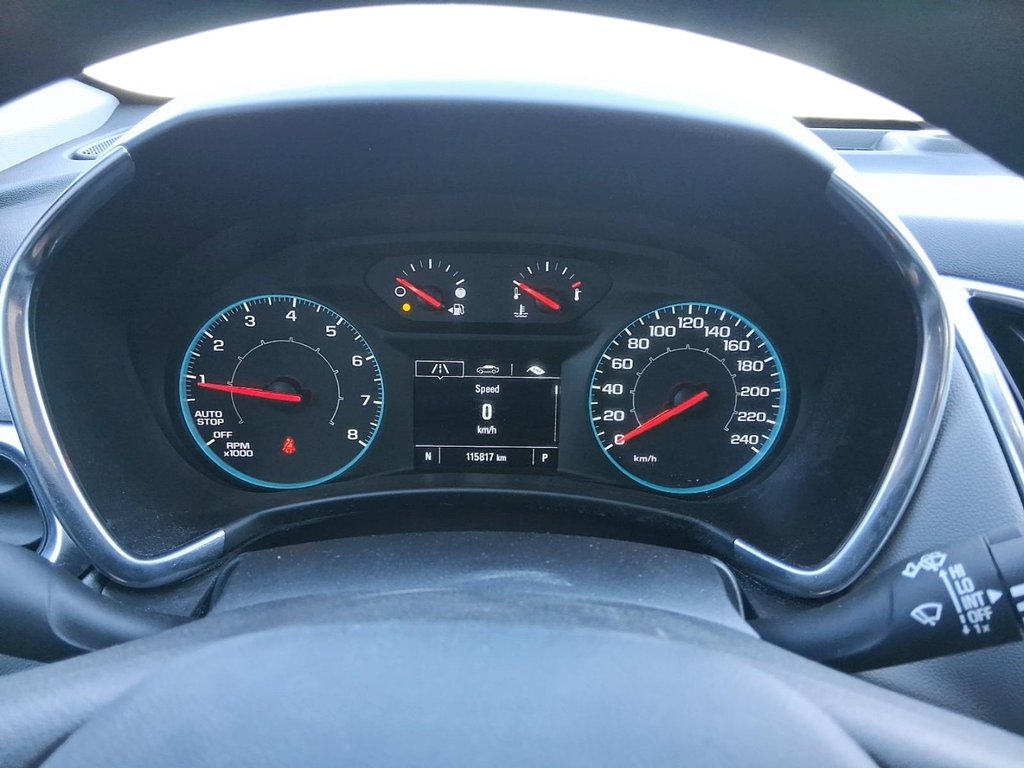 2022 Chevrolet Equinox AWD LS 1.5t in Stratford, Ontario - 14 - w1024h768px