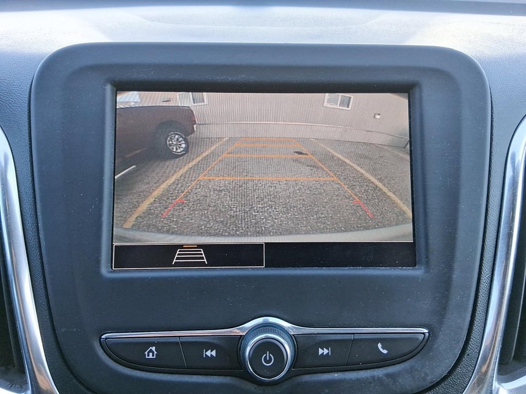 2022 Chevrolet Equinox AWD LS 1.5t in Stratford, Ontario - 17 - w1024h768px