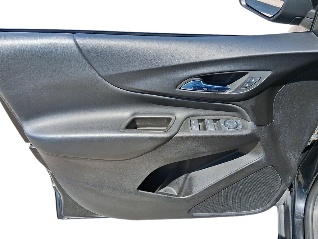 2022 Chevrolet Equinox FWD LT 1.5t in Stratford, Ontario - 11 - w1024h768px