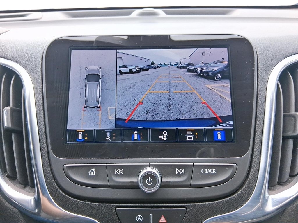 2022 Chevrolet Equinox FWD LT 1.5t in Stratford, Ontario - 18 - w1024h768px