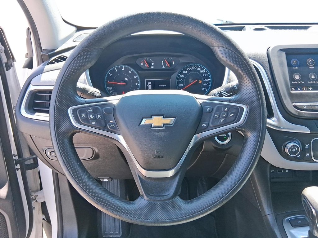 2022 Chevrolet Equinox AWD LS 1.5t in Stratford, Ontario - 12 - w1024h768px