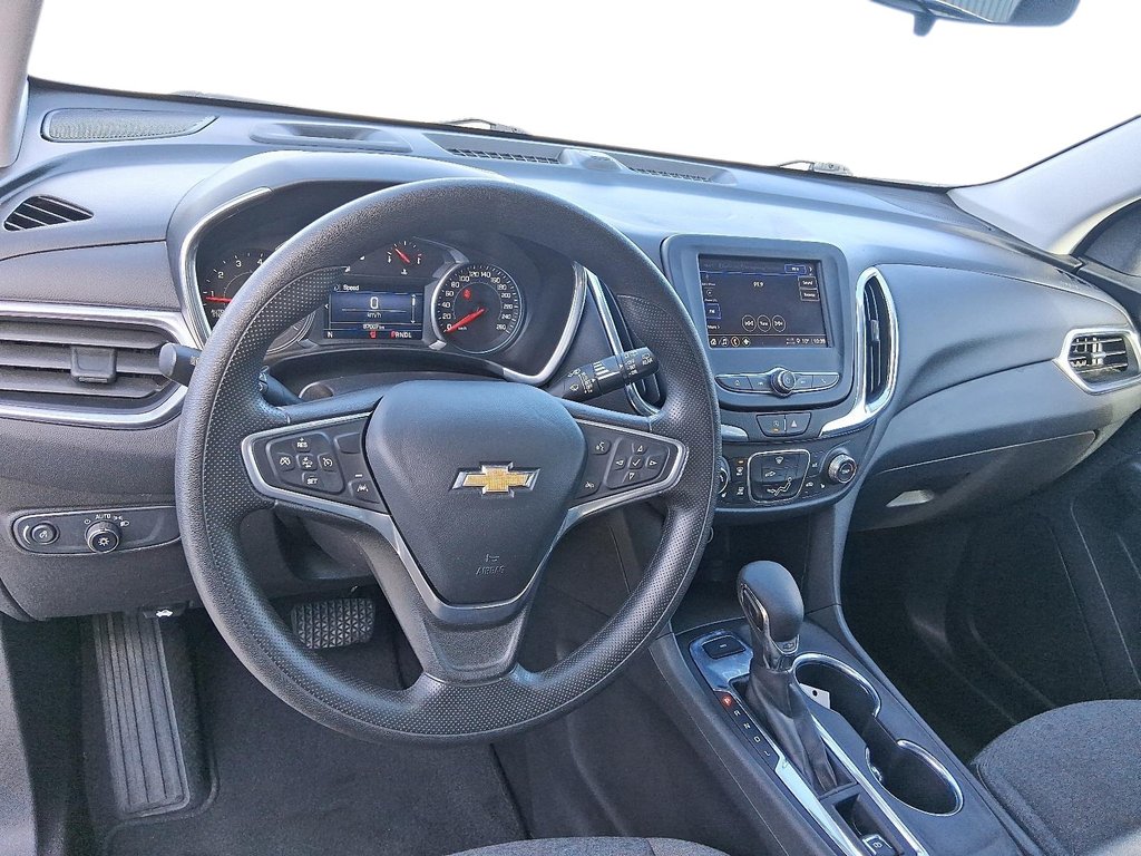 2023 Chevrolet Equinox AWD LT 1.5t in Stratford, Ontario - 10 - w1024h768px