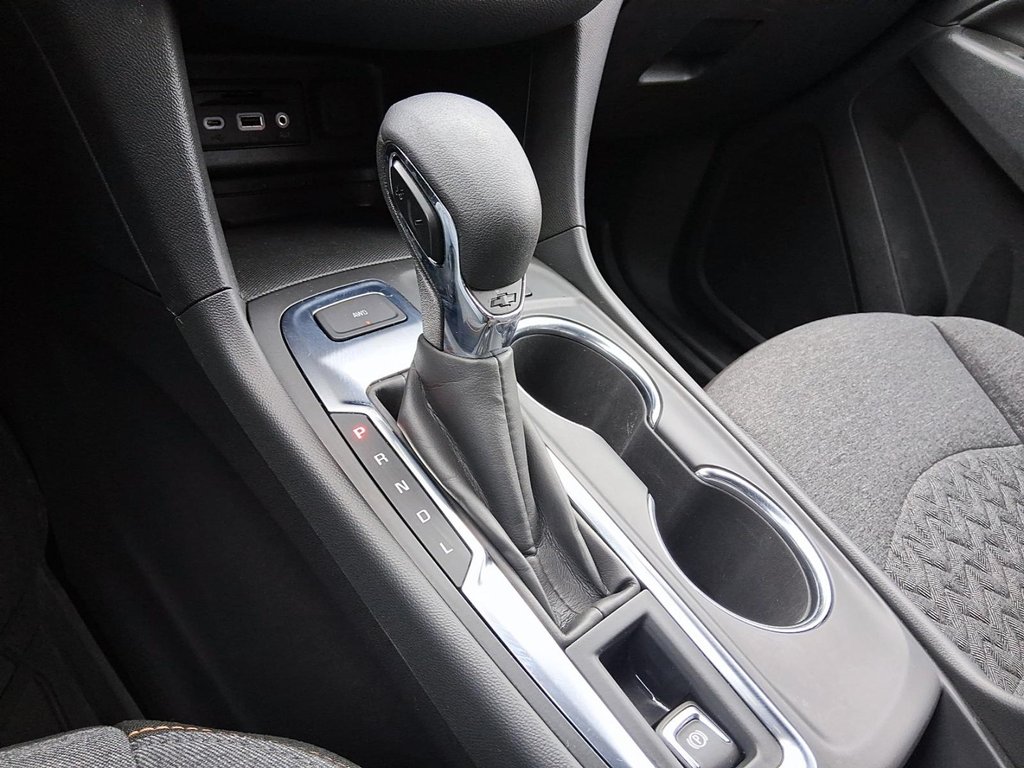 2023 Chevrolet Equinox AWD LT 1.5t in Stratford, Ontario - 16 - w1024h768px