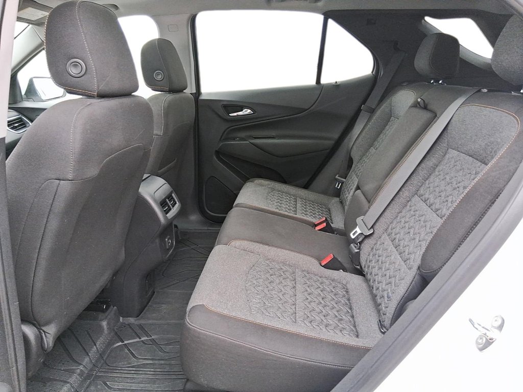 2023 Chevrolet Equinox AWD LT 1.5t in Stratford, Ontario - 9 - w1024h768px