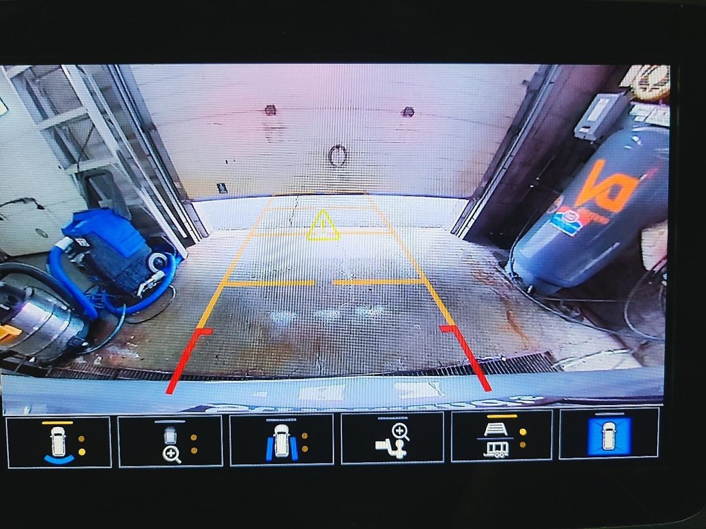 2023 Chevrolet Equinox AWD LT 1.5t in Stratford, Ontario - 17 - w1024h768px