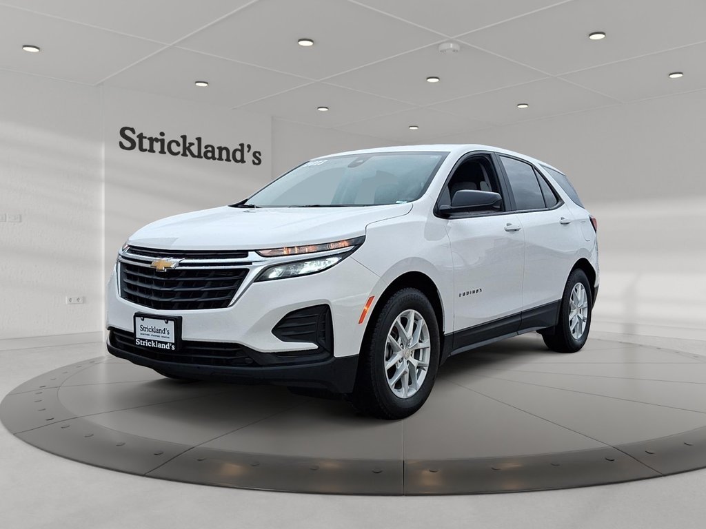 2023 Chevrolet Equinox FWD LS 1.5t in Stratford, Ontario - 1 - w1024h768px