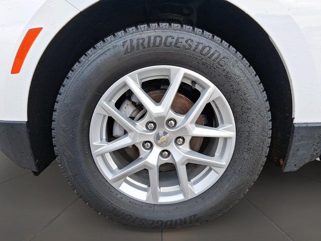 2023 Chevrolet Equinox FWD LS 1.5t in Stratford, Ontario - 7 - w1024h768px