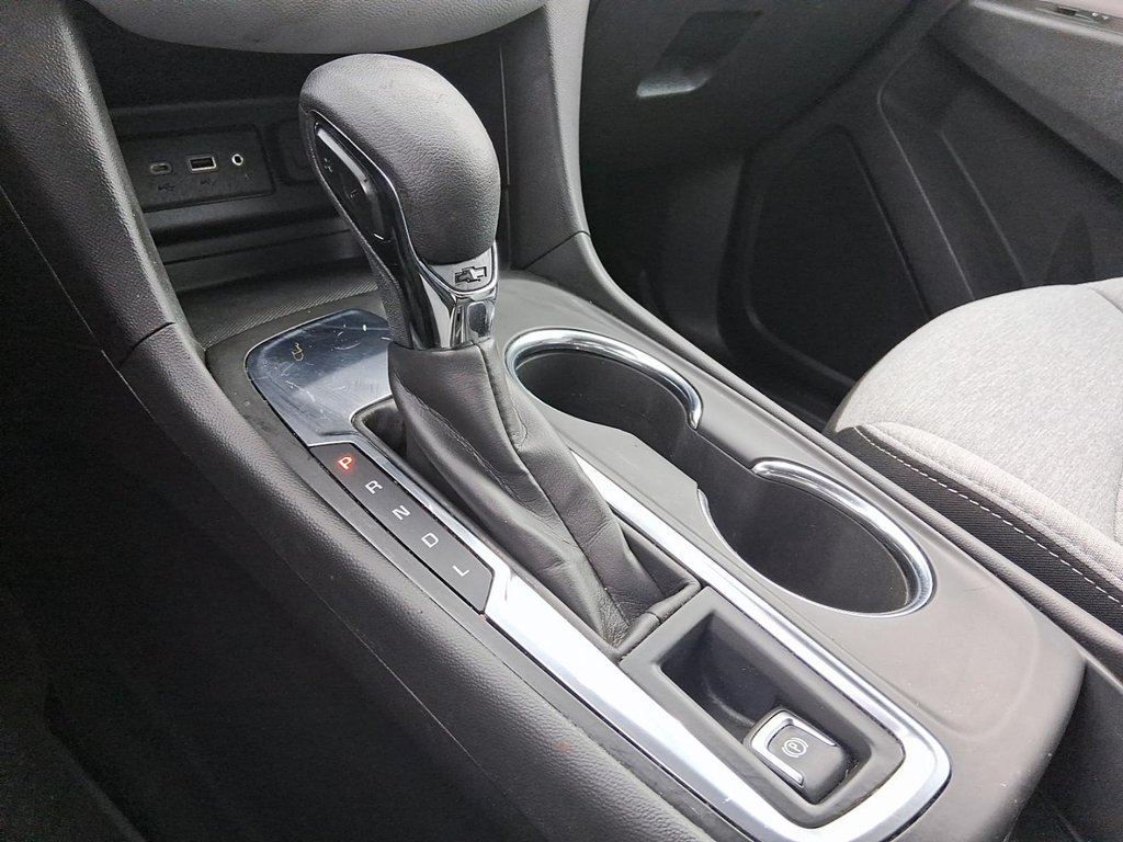 2023 Chevrolet Equinox FWD LS 1.5t in Stratford, Ontario - 16 - w1024h768px