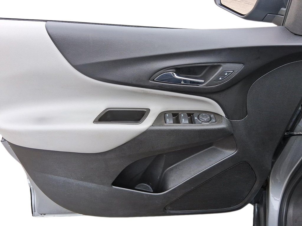2023 Chevrolet Equinox FWD LS 1.5t in Stratford, Ontario - 11 - w1024h768px
