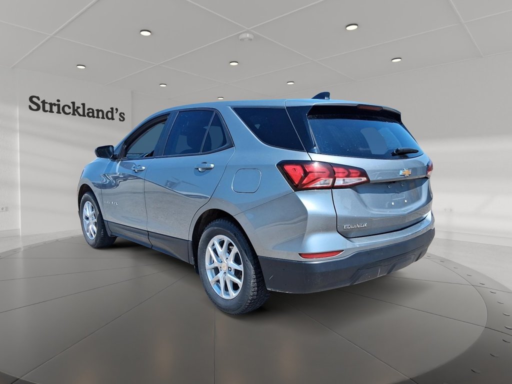 2023 Chevrolet Equinox FWD LS 1.5t in Stratford, Ontario - 4 - w1024h768px