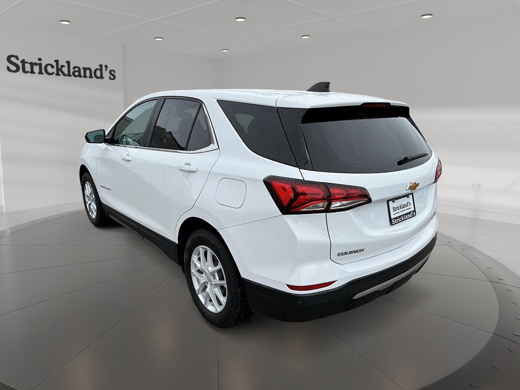 2024 Chevrolet Equinox AWD LT in Stratford, Ontario - 4 - w1024h768px