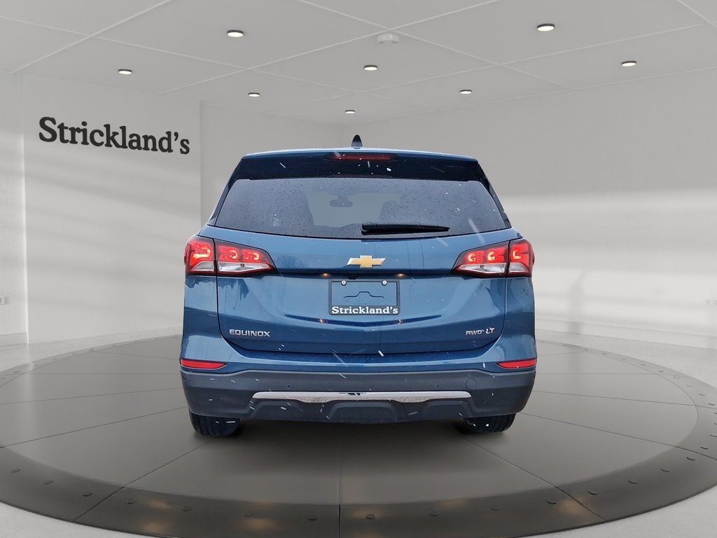 2024 Chevrolet Equinox AWD LT in Stratford, Ontario - 3 - w1024h768px