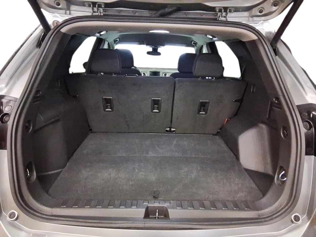 2024 Chevrolet Equinox AWD LT in Stratford, Ontario - 6 - w1024h768px