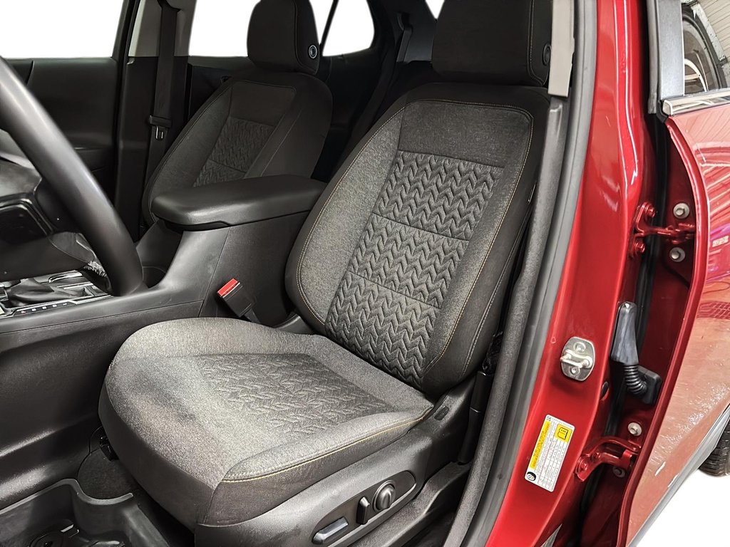 2024 Chevrolet Equinox AWD LT in Stratford, Ontario - 8 - w1024h768px
