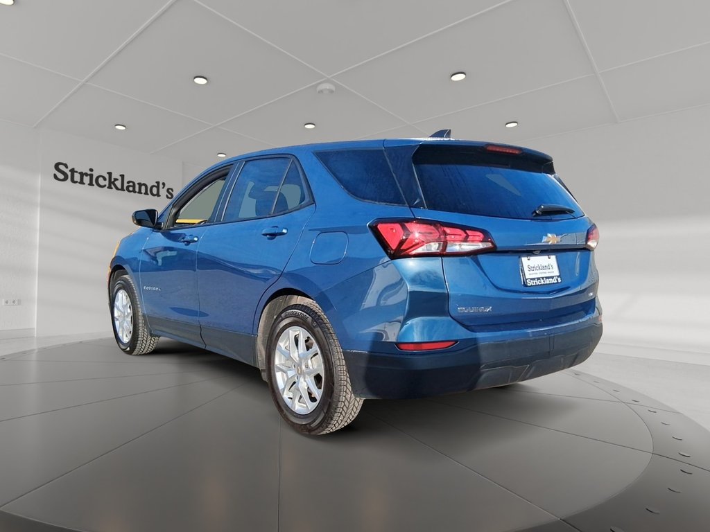 2024 Chevrolet Equinox AWD LS in Stratford, Ontario - 4 - w1024h768px